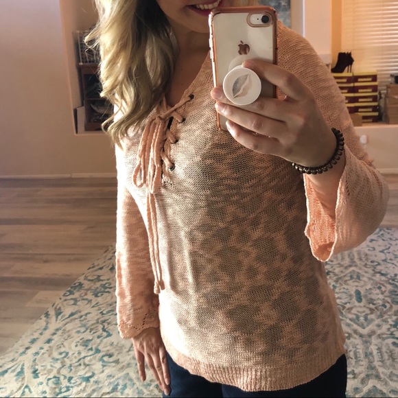 S-M Peach lace up knit hoodie top - Picture 6 of 6